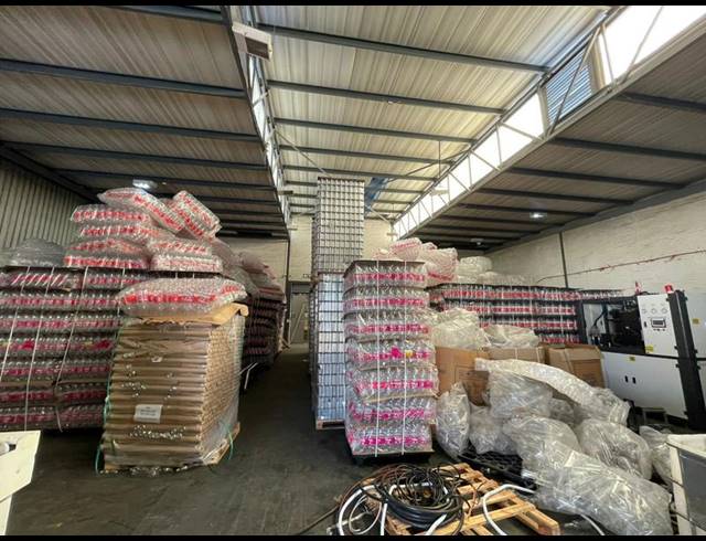 INDUSTRIAL PROPERTY TO RENT IN HENNOPSPARK